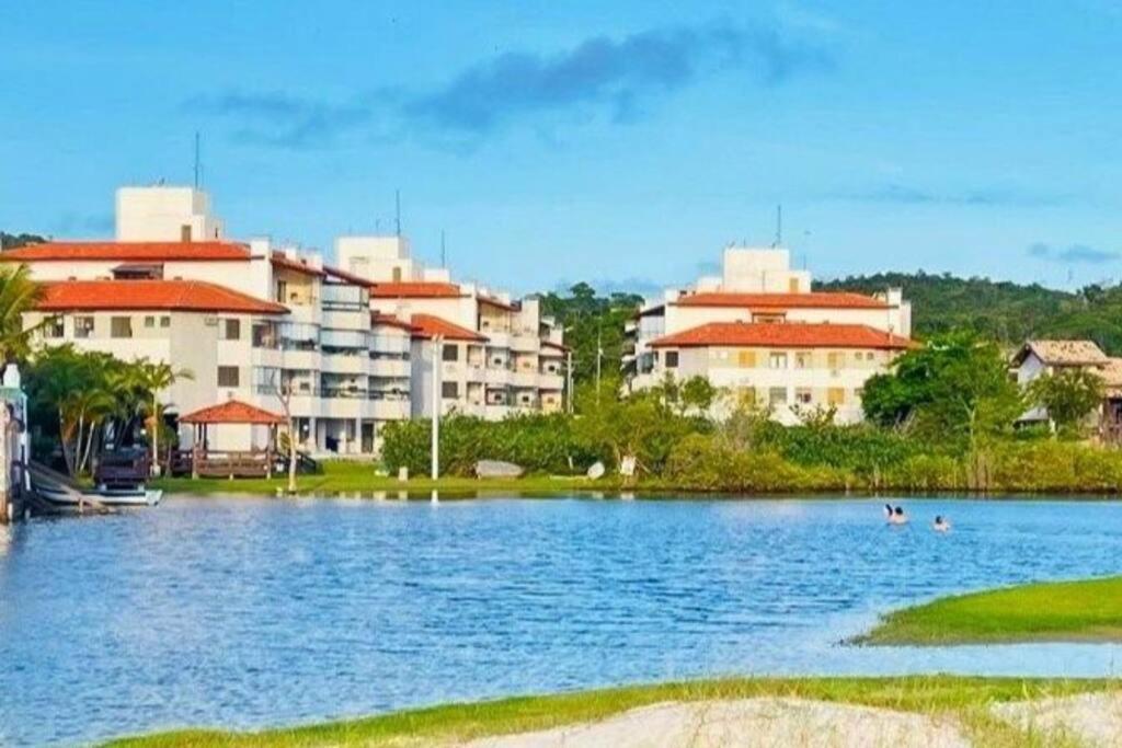 Aptointeiro2quartospraiapontacanas84m² Apartamento *