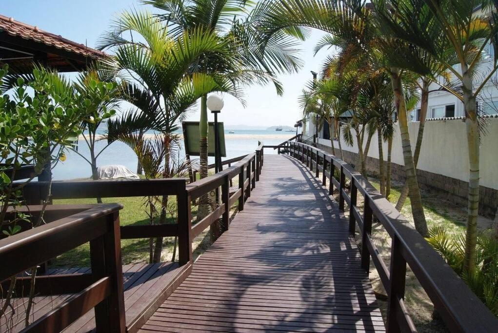 Aptointeiro2quartospraiapontacanas84m² Apartamento Florianopolis